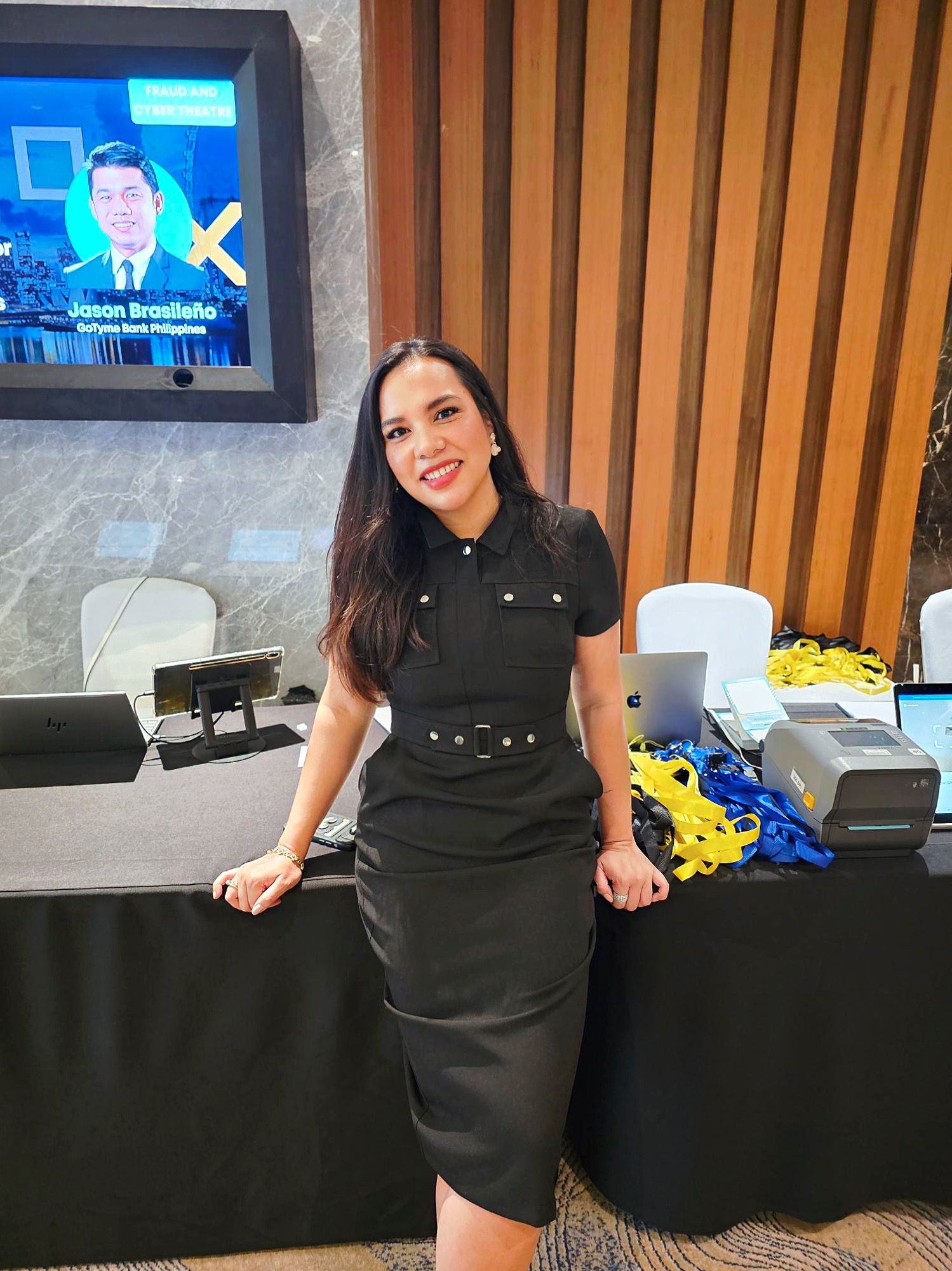 Reina Villanueva Global Marketing Director, Transformative Media